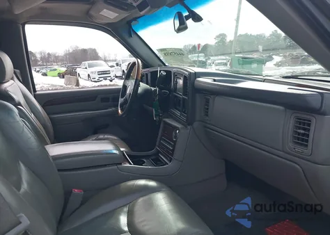 2005 Cadillac Escalade Ext Standard z USA, uszkodzony, nr VIN 3GYEK62N95G221489